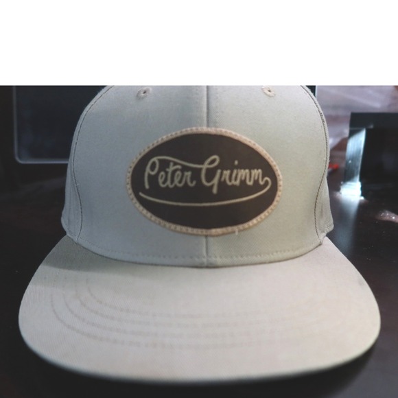 Peter Grimm Other - Peter Grimm Tan Snapback Hat Oval Logo Patch Flat Brim Adjustable Cap Mens OSFM